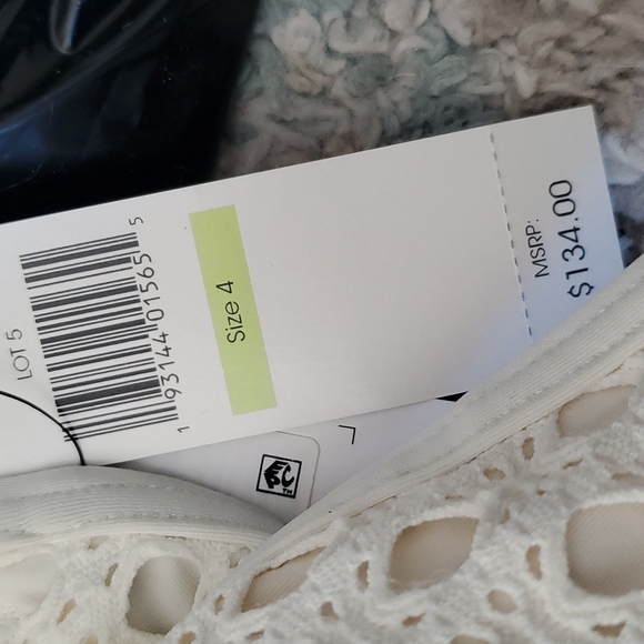 NWT!! LA Blanc creme swimsuit - Picture 6 of 11